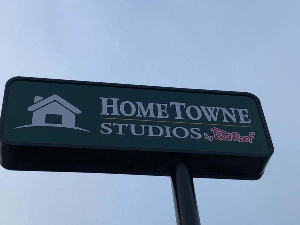 Hometowne Studios By Red Roof San Antonio E - Frost Bank Center Exteriör bild